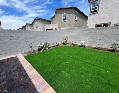 8336 Rowan Ridge Avenue - Photo Thumbnail 15