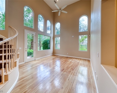 2526 Peaceful Prairie Court - Photo Thumbnail 12