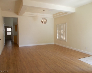 112 Golf Course Street - Photo Thumbnail 2