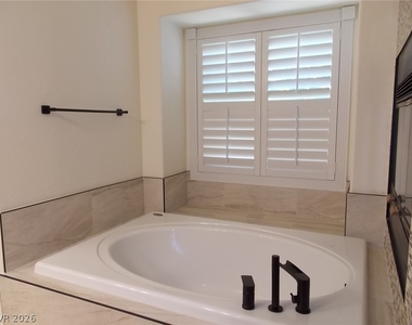 112 Golf Course Street - Photo Thumbnail 19