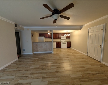 5041 River Glen Drive - Photo Thumbnail 3