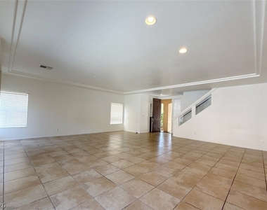 6356 Tomahawk Mill Court - Photo Thumbnail 5