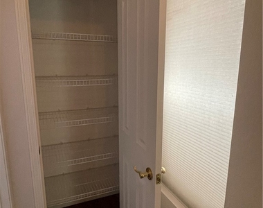 135 Wildhorn Court - Photo Thumbnail 23