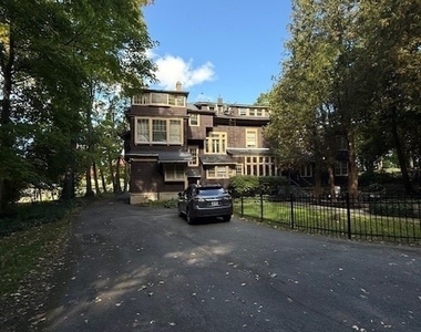 1618 James Street - Photo Thumbnail 2