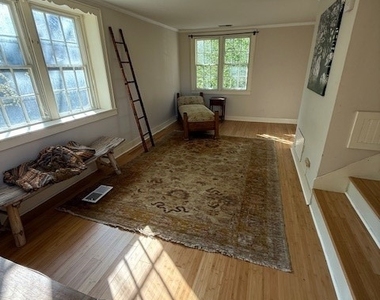1618 James Street - Photo Thumbnail 12
