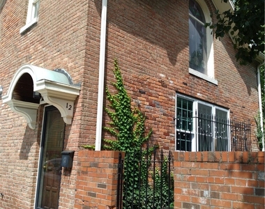 12 Park Street - Photo Thumbnail 2