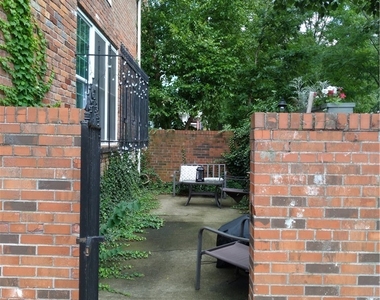12 Park Street - Photo Thumbnail 3