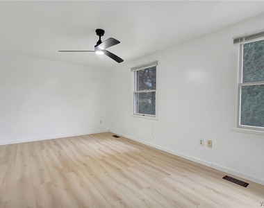 1 Apollo Drive - Photo Thumbnail 24