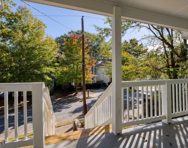 1015 Sims Street Sw - Photo Thumbnail 10
