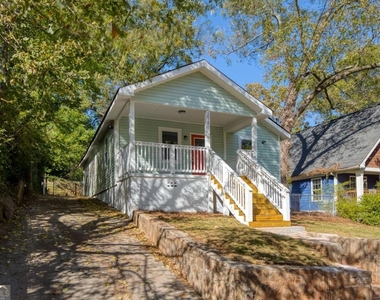 1015 Sims Street Sw - Photo Thumbnail 5