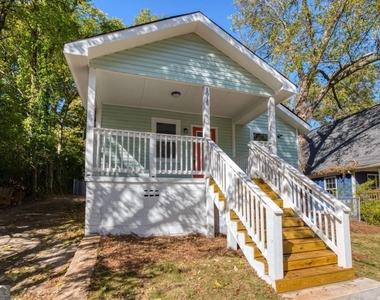 1015 Sims Street Sw - Photo Thumbnail 6