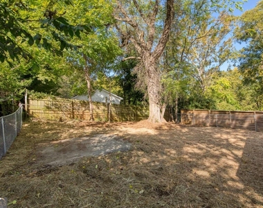 1015 Sims Street Sw - Photo Thumbnail 35