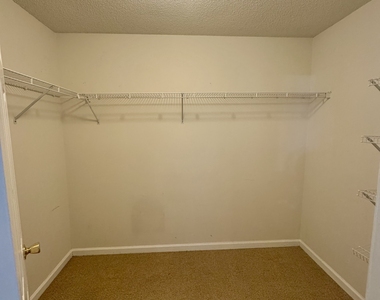 1840 Arborwood Drive - Photo Thumbnail 21