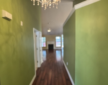 1840 Arborwood Drive - Photo Thumbnail 2
