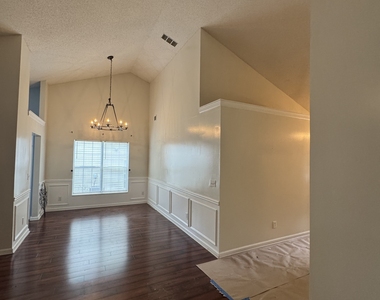 1840 Arborwood Drive - Photo Thumbnail 32