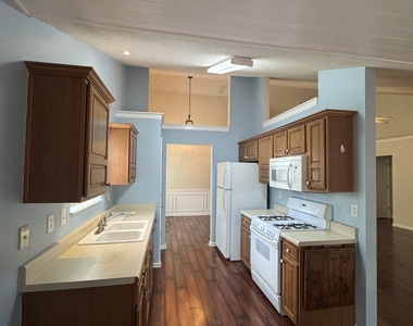 1840 Arborwood Drive - Photo Thumbnail 25