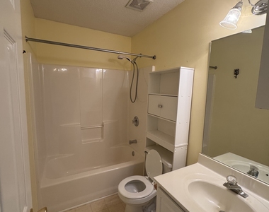 1840 Arborwood Drive - Photo Thumbnail 28