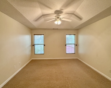 1840 Arborwood Drive - Photo Thumbnail 24