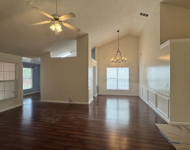 1840 Arborwood Drive - Photo Thumbnail 34