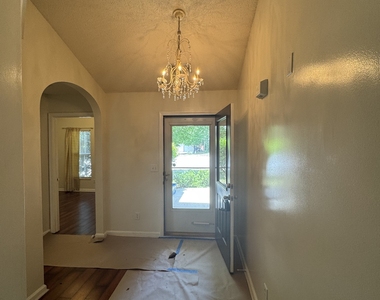 1840 Arborwood Drive - Photo Thumbnail 19
