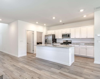 49 Kestrel Drive - Photo Thumbnail 7