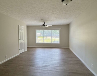 228 Sheffield Street - Photo Thumbnail 8