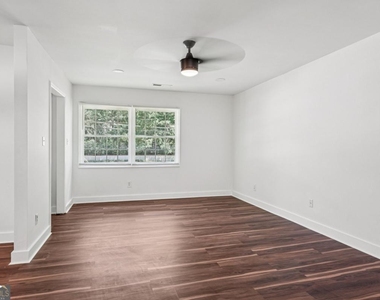 119 Kelso Drive Sw - Photo Thumbnail 5