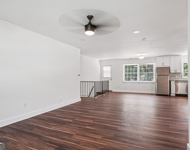 119 Kelso Drive Sw - Photo Thumbnail 4