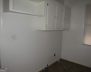 737 N Greenwood Street - Photo Thumbnail 5
