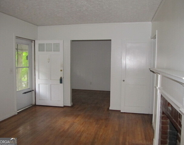 737 N Greenwood Street - Photo Thumbnail 3