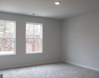 731 Point Place Drive - Photo Thumbnail 15