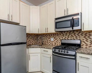 294 Harman Street - Photo Thumbnail 3