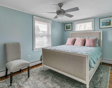 519 Saint Clair Avenue - Photo Thumbnail 20
