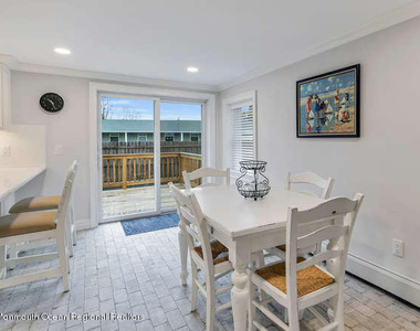 519 Saint Clair Avenue - Photo Thumbnail 9