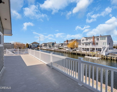 326 Cutter Lane - Photo Thumbnail 15