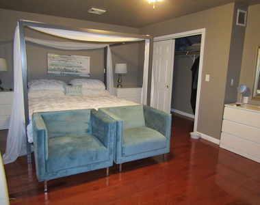 1726 Melrose Avenue - Photo Thumbnail 17