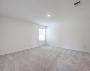 1301 Salton - Photo Thumbnail 6