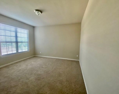 2725 Trophy Club Drive - Photo Thumbnail 13