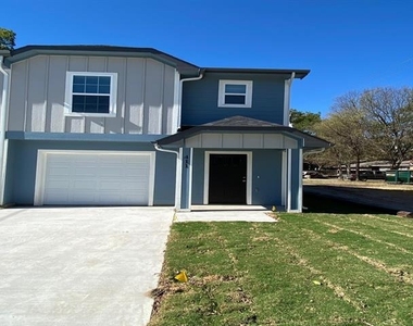 411 S Fannin Avenue - Photo Thumbnail 21