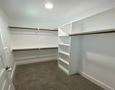 411 S Fannin Avenue - Photo Thumbnail 11