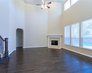 13486 Mercedes Lane - Photo Thumbnail 2