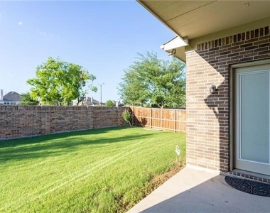 13486 Mercedes Lane - Photo Thumbnail 28