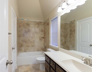 13486 Mercedes Lane - Photo Thumbnail 17