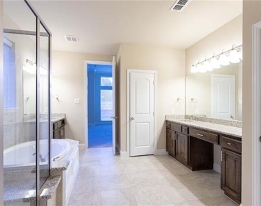 13486 Mercedes Lane - Photo Thumbnail 12