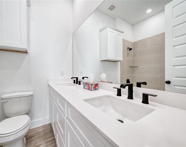 8107 Calhoun Road - Photo Thumbnail 13