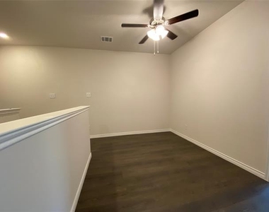 2248 Lasso Court - Photo Thumbnail 25