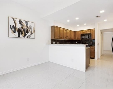 5100 Verde Valley Lane - Photo Thumbnail 9