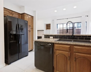5100 Verde Valley Lane - Photo Thumbnail 15