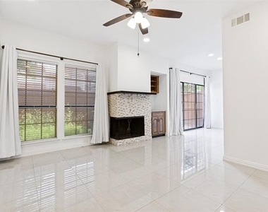 5100 Verde Valley Lane - Photo Thumbnail 2