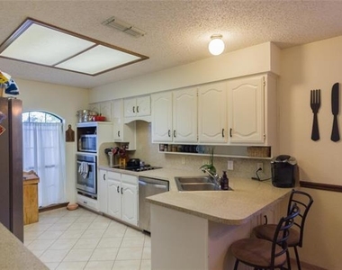 1400 E Exchange Parkway - Photo Thumbnail 8